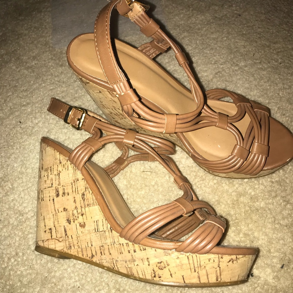 Brown wedges